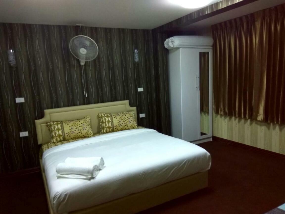 Hari Om Delhi Darbar Otel Pattaya Dış mekan fotoğraf